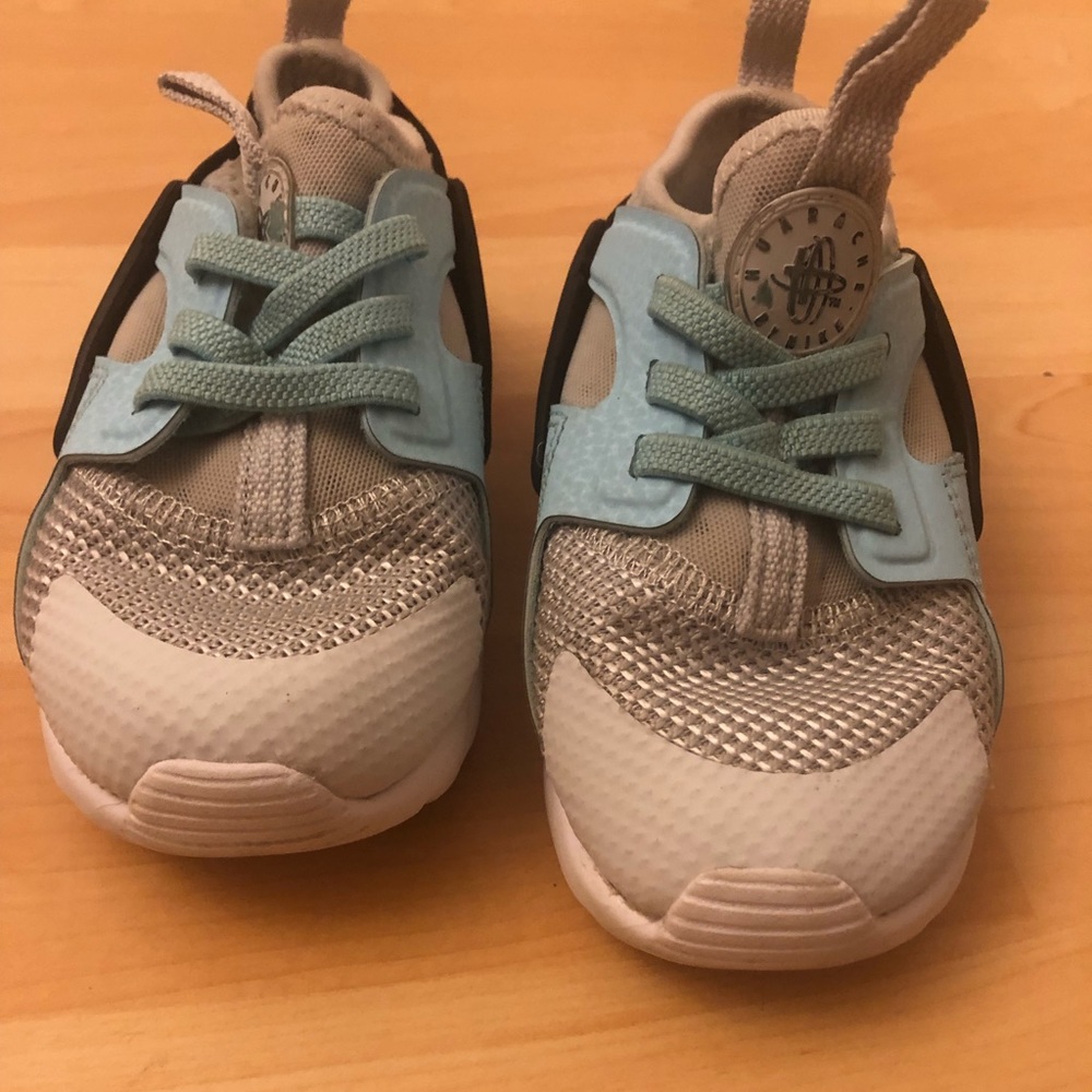 Toddler Nike hurarache